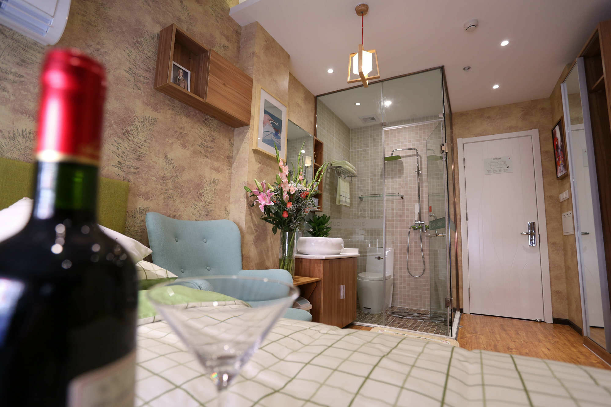 Yijia Nascent State International Service Apartment *